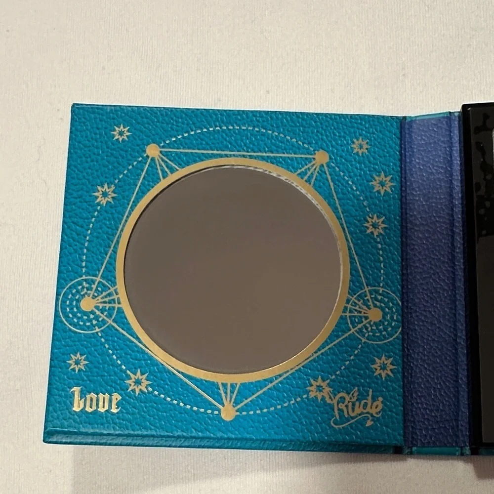RUDE enchanting eyeshadow